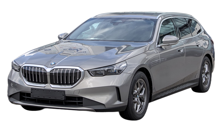 BMW Seria 5 Seria 5 Touring (G61) thumbnail picture
